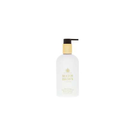 Mesmerising Oudh Accord And Gold Body Lotion